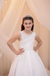 Sukienka dla dziewczynki w wieku 7–11 lat Cairo 30110 w kolorze złamanej bieli